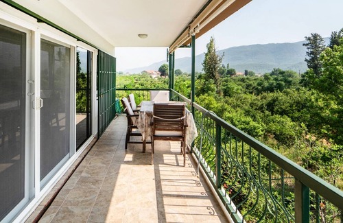 Koycegiz Villa | Duplex Villa w Shared Pool, Garden in Dogusbelen