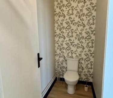 La Celle-sous-Gouzon Apartment | Duplex vue mer,direct plage