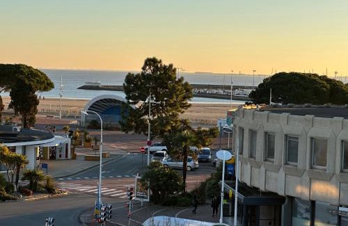Royan Apartment | Duplex vue mer, centre ville