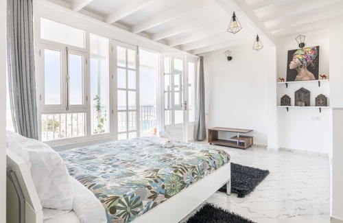 Tangier Apartment | Duplex vue sur mer-Centre ville 92