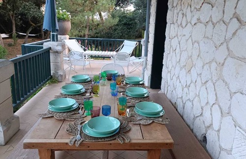 Pontaillac Villa | Duplex with garden, 8 sleeping, Villa 1928, 5mn walk from beach Pontaillac Royan