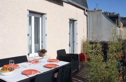 Granville Apartment | Duplex with Terrace, 400m from Beach and City Center