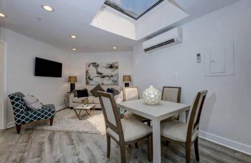 Dupont Circle Bed & Breakfast | Dupont Circle-suite 7kalorama Luxury Apartment