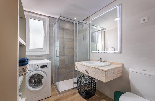 Castillo de Sabinillas Apartment | Duquesa port studio apartment - bright sunlit terrace