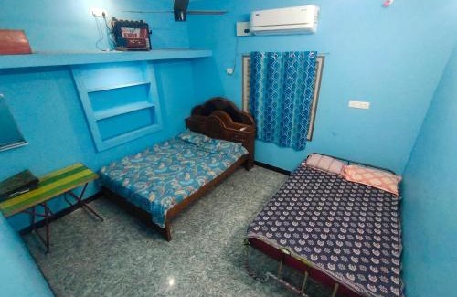 Peralam Hotel | Durai Ac rooms
