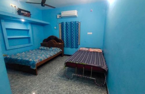 Peralam Hotel | Durai Ac rooms