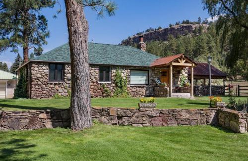 Durango - Purgatory House | Durango Rock House