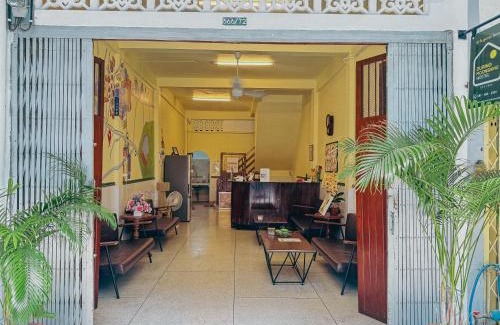Maha Phruttharam Hostel | During Moonshine Stay