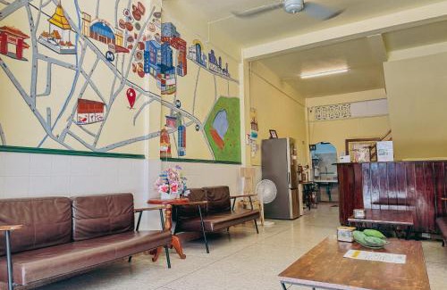 Maha Phruttharam Hostel | During Moonshine Stay
