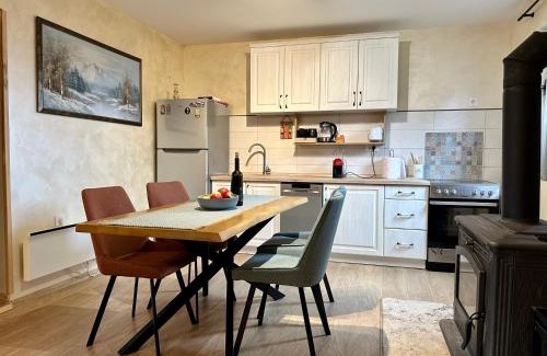 Zabljak House | Durmitor Home with Sauna