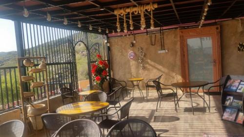 Al Hamra House | Durrat Al-Misfah Guest House