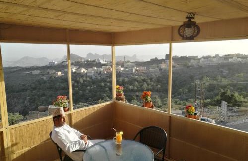 Al Hamra House | Durrat Al-Misfah Guest House