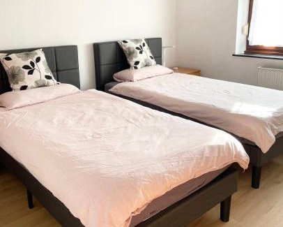 Unterrath Villa | Düsseldorf Messe, 2-bedroom Duplex Apartment with Terrace and Garden
