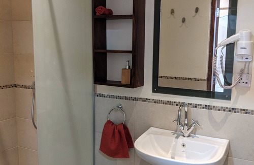 Fort Portal Hotel | Dutchess