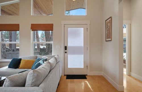 Southern Crossing House | Dwell 30 Days Minimum home