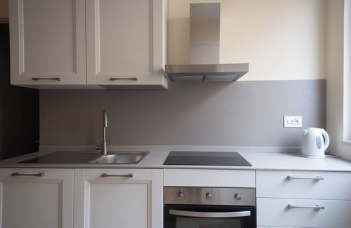 Bitonto Apartment | Dwelling Amelia 1 Apartment, tastefully finished downtown area for couples and families