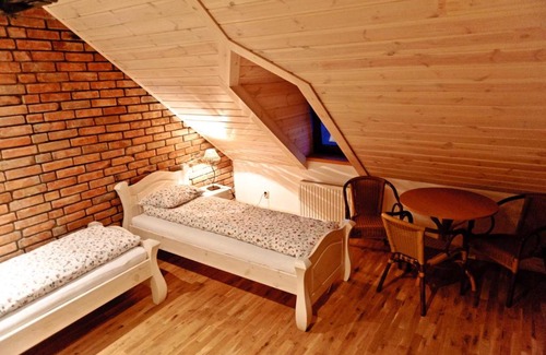 Tarczyn House | Dworek Pod Wiechą