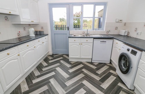 Edern Cottage | DWYROS, pet friendly, character holiday cottage in Morfa Nefyn
