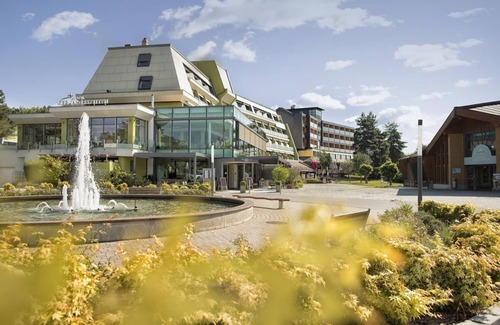 Loipersdorf bei Fuerstenfeld House | DZ Lilie Oder Orchidee - ab 5 Nächte Inkl. Therme - Thermenhotel Vier Jahreszeiten