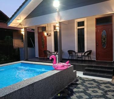 Cherang House | DZ Tiny Home Kota Bharu With Pool, Wifi