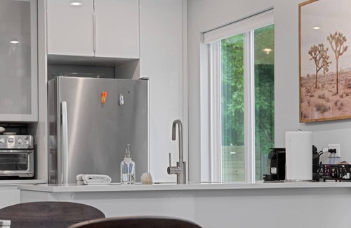 MLK House | E. Austin Oasis Nr Downtown |Workspaces|Fast Wifi