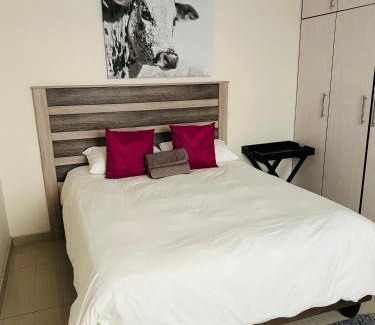 Swakopmund Apartment | E & P Cave