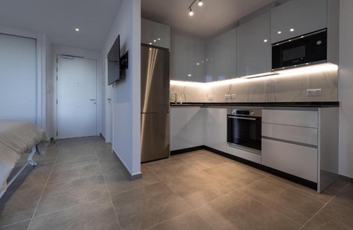 Gibraltar Apartment | E1 STUDIOS-Hosted by Sweetstay