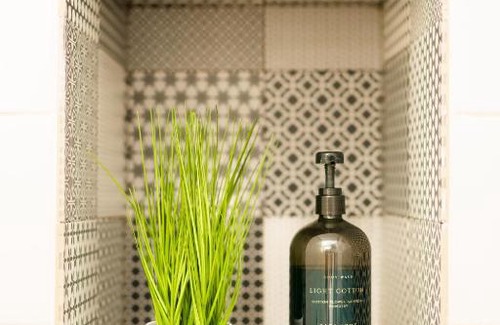 Old Town Apartment | E12