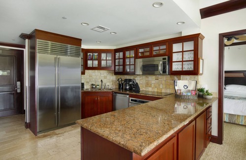 Wailua Condo | E401 - Top Floor Mountain View Condo Sleeps 6 with AC, Pool, Water Slide & More!