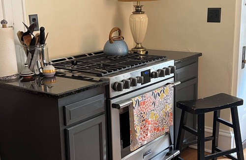 Oshkosh House | EAA Home Rental. Walking Distance to UWO Shuttle.