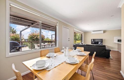 Eagle Bay House | Eagle Bay Beach House - 300m to the beach!