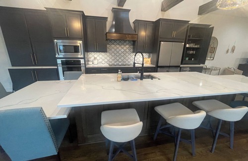 Afton House | Eagle Beach- Waterfront, Large Beach, Next to Marina, <1 mile to golf