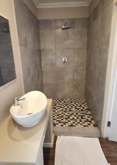 Randpark Ridge Bed & Breakfast | Eagle Cove