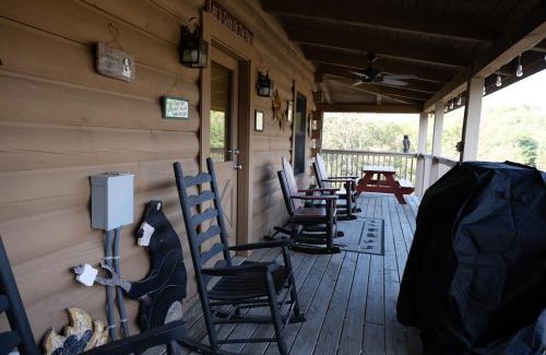 Sevierville House | Eagle Eye Cabin in the Smokies