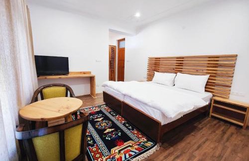 Leh House | Eagle guest house leh