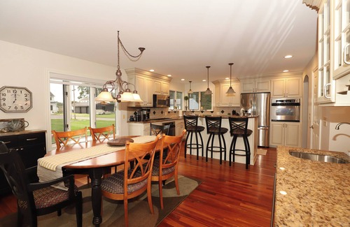 Kalamazoo House | Eagle Lake Kalamazoo, Mattawan - Lake Livin'