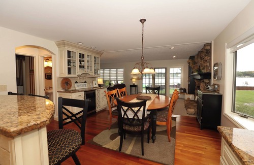 Kalamazoo House | Eagle Lake Kalamazoo, Mattawan - Lake Livin'