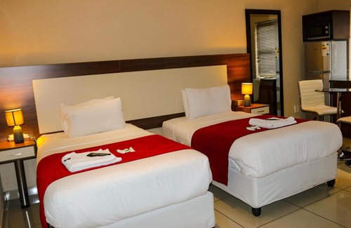 Greater Johannesburg Metropolitan Area Hotel | Eagle Nest Luxury Accommodation
