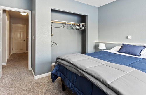 Eagle River House | Eagle Perch: 4BR/3.5BA | Hot Tub| Mountain Views