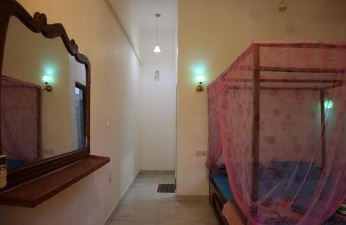 Pottuvil Division 2 Hotel | Eagle Resort Arugambay