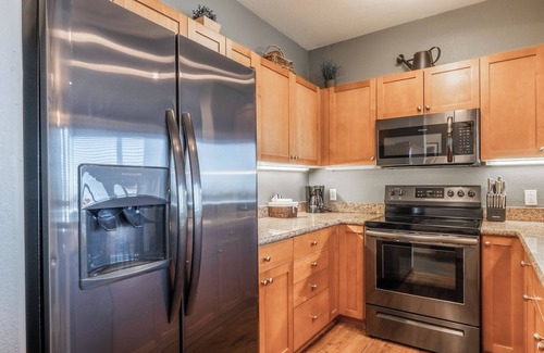 Mammoth Lakes House | Eagle Run #204 - Luxury Ski-In Ski-Out/Slope-Side; 3 Bedroom