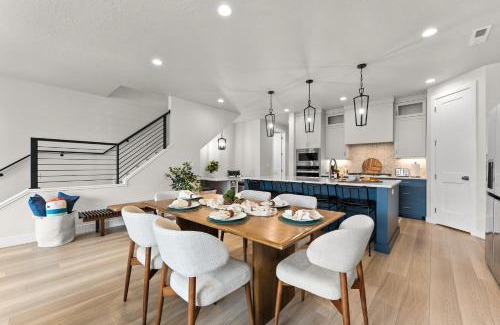 St. George House | Eagle's Landing A Desert Escape to Zion townhouse