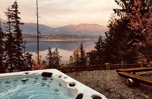 Blind Bay Cabin | Eagle's Nest - A cozy, semi-lakefront cabin with hot tub, wood burning fireplace