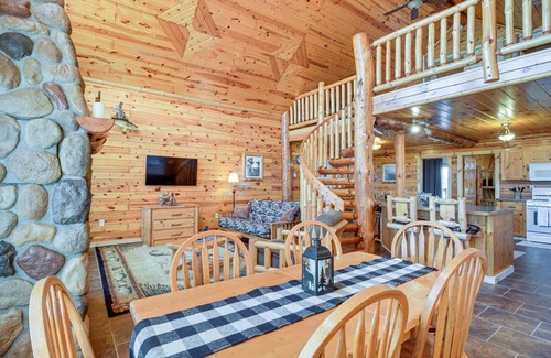 Garrison Cabin | Eagle's Nest Cabin on Mille Lacs Lake: Boat + Fish
