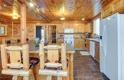 Garrison Cabin | Eagle's Nest Cabin on Mille Lacs Lake: Boat + Fish