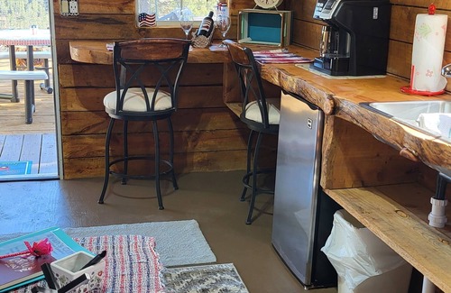Hot Springs Cabin | Eagle's Nest Cabin/Sibley4 Tent combo @EvansCliff hot tub canyon views