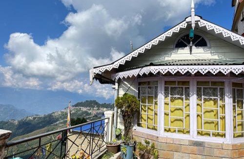 Darjeeling House | Eagle's Nest Homestay