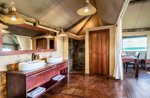 Okaukuejo Cabin | Eagle Tented Lodge & Spa Etosha