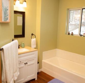 Hidden Valley House | Eagles Mountain Retreat