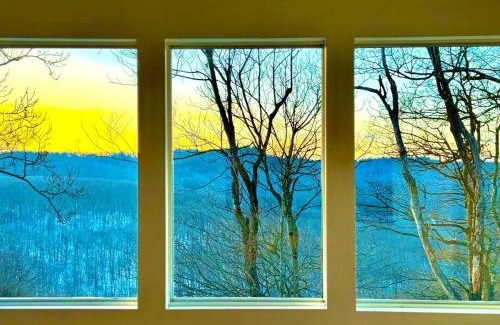 Hidden Valley House | Eagles Mountain Retreat